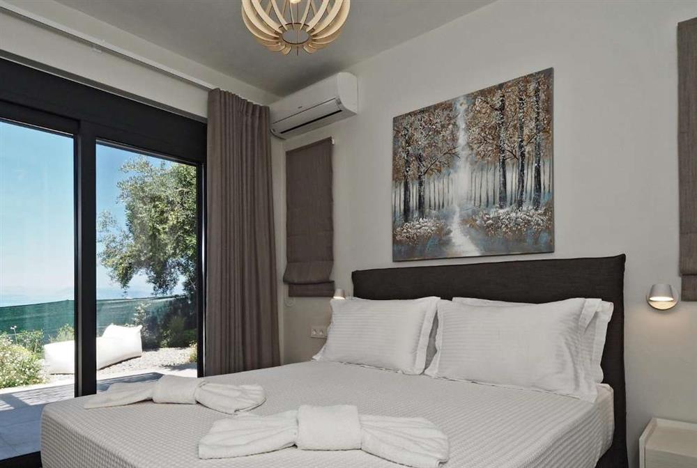 Gaia in Boukari, Corfu has 2 bedrooms