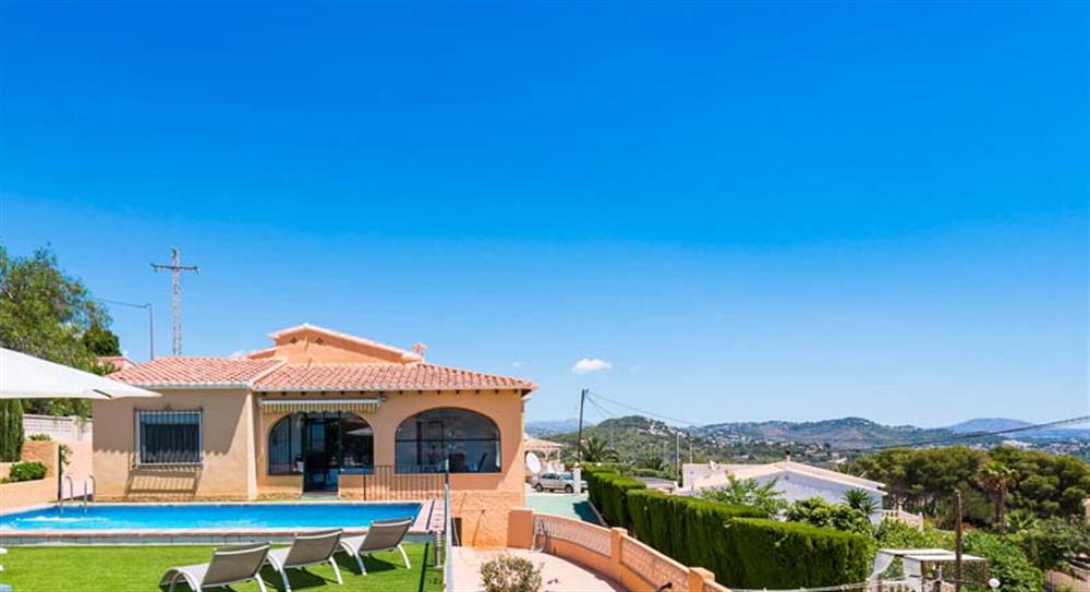 Villa Andres in Calpe, Costa Blanca has 4 bedrooms