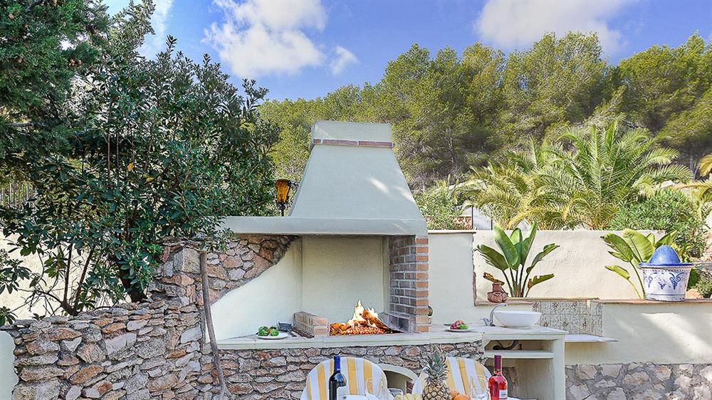 Villa holidays at Villa Diana in Moraira, Costa Blanca