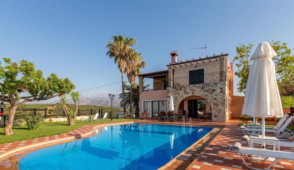 Book a holiday at Villa Trouli in Apano Stalos, Chania Area, Crete