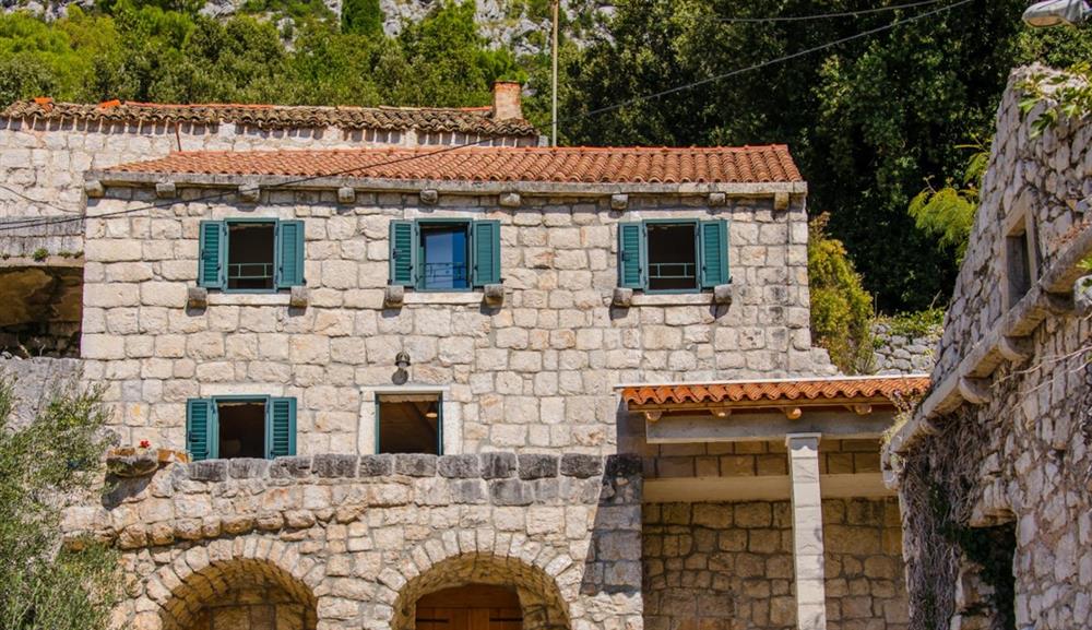 Luciana in Mihanići, Konavle Valley, Dubrovnik, Croatia has 2 bedrooms