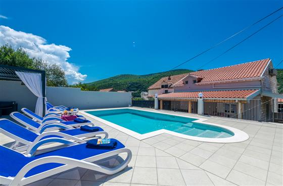 Villa Amora, Mokošica, Croatia