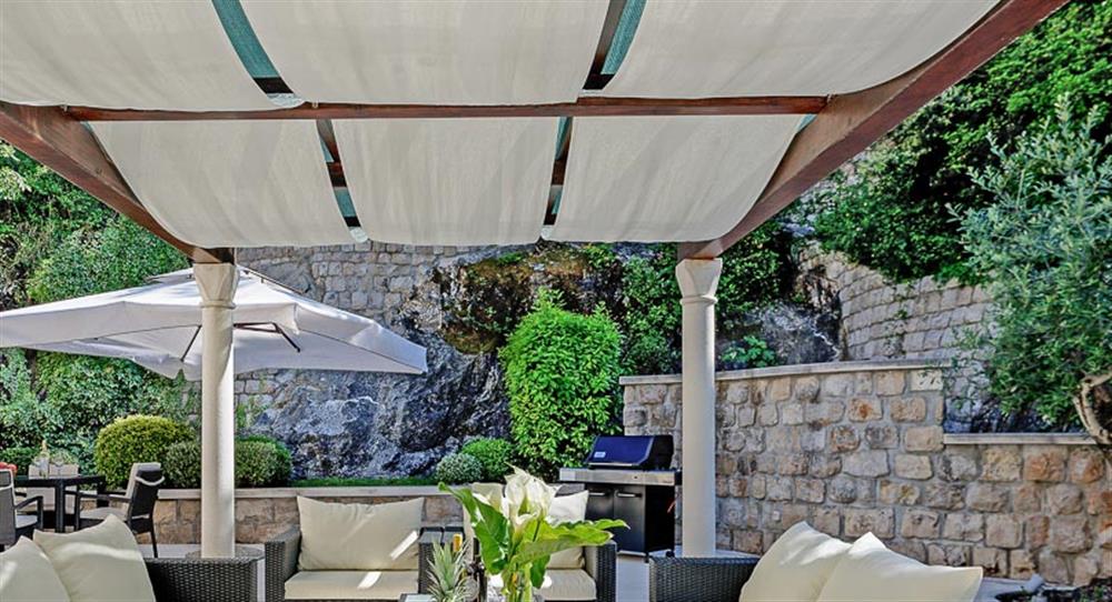 Villa Lapad in Dubrovnik, Croatia has 5 bedrooms