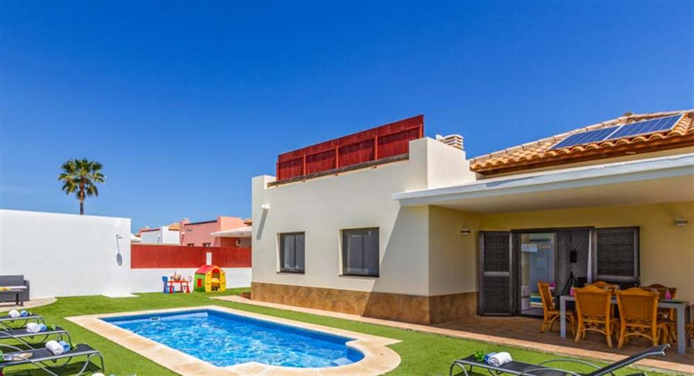 Villa Laurita in Caleta de Fuste, Fuerteventura sleeps 6 people