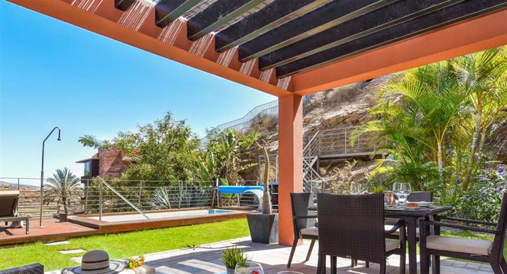 Villa Las Terrazas 6 in Salobre Golf Resort, Gran Canaria sleeps 4 people