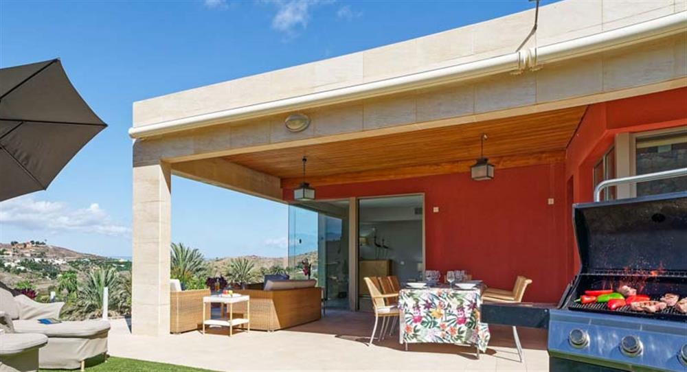 Villa Piedra Amarilla in Salobre Golf Resort, Gran Canaria has 4 bedrooms