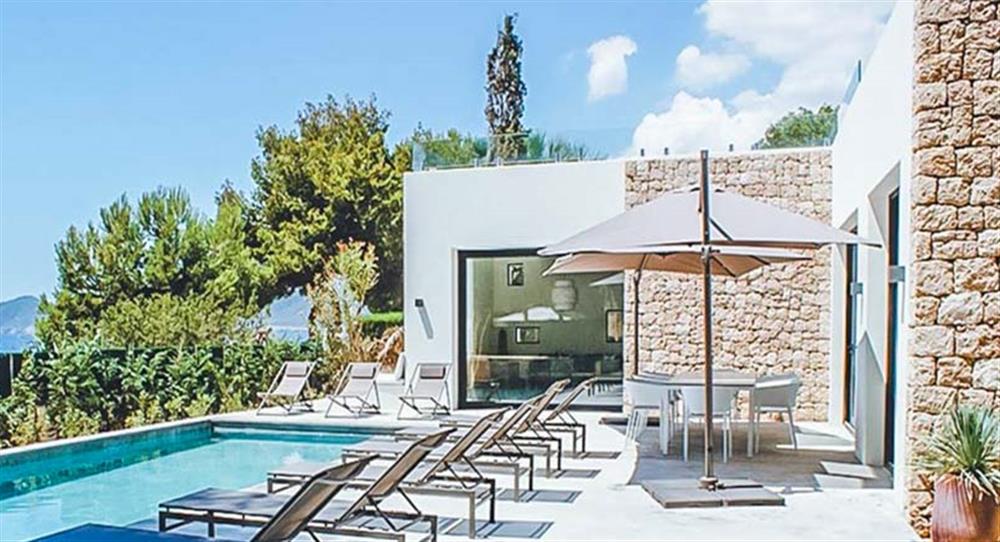 Can Aria in Santa Eulalia, Ibiza sleeps 8 people