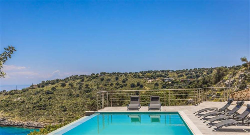 Villa holidays at Villa Dafnidi in Skala, Kefalonia