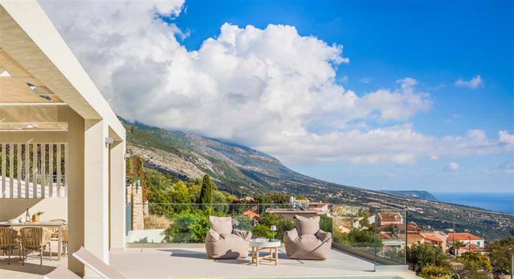 Villa holidays at Villa Sorian Kokkino in Lourdas, Kefalonia