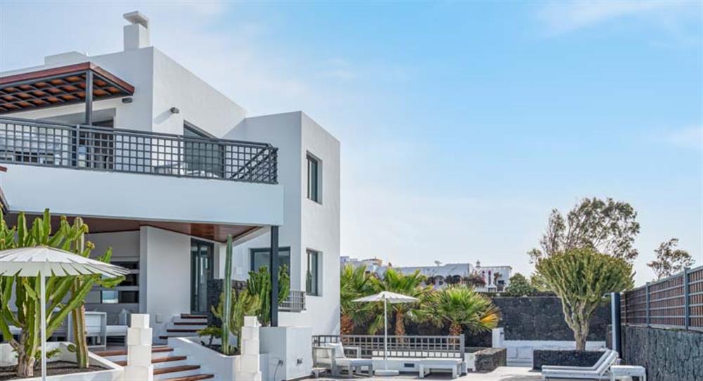 Villa Blasco in Puerto Calero, Lanzarote has 4 bedrooms