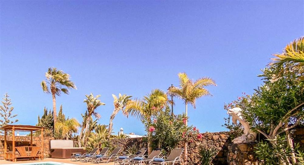 Book a holiday at Villa Ca C'est la Vie in Puerto del Carmen, Lanzarote