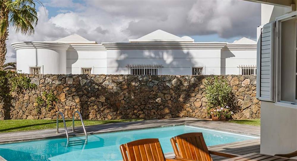 Villa Manana in Puerto del Carmen, Lanzarote sleeps 6 people