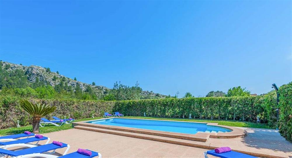 Villa holidays at Can Llorens in Pollensa, Majorca