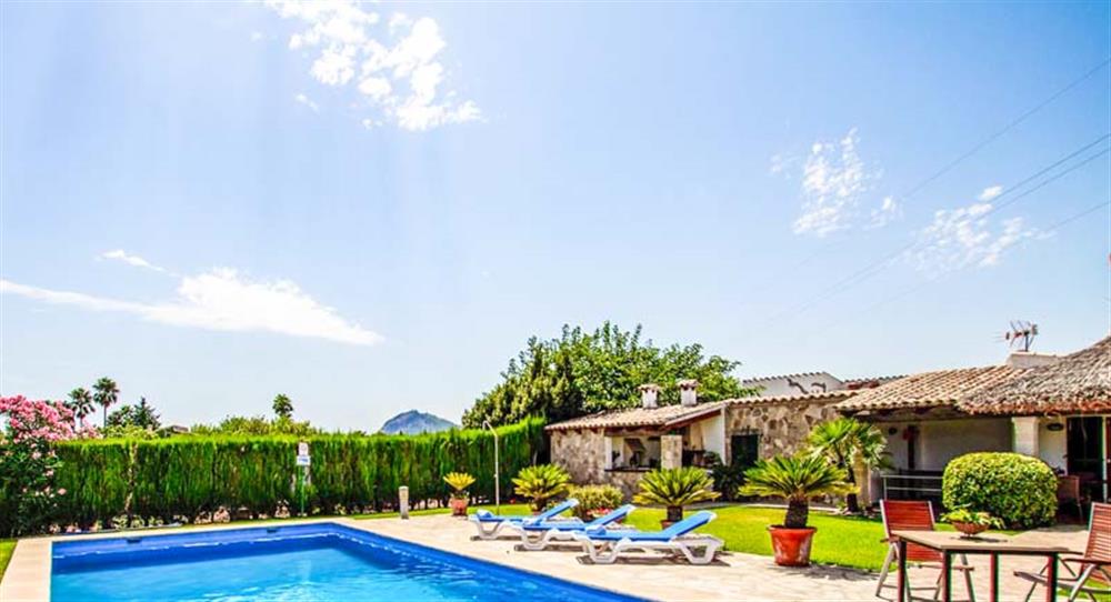 Book a holiday at Villa Bosque in Pollensa, Majorca