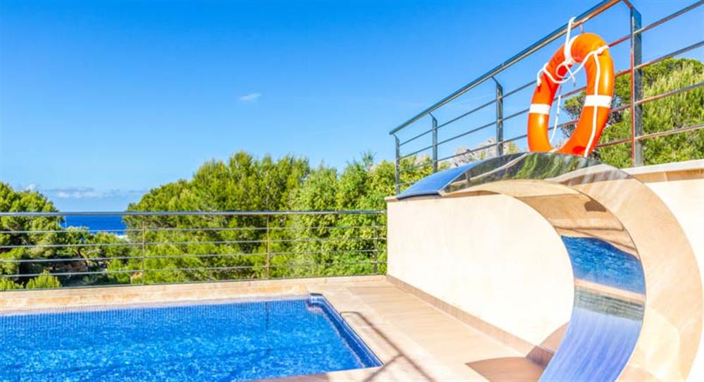 Villa Cavall in Cala San Vicente, Majorca has 4 bedrooms