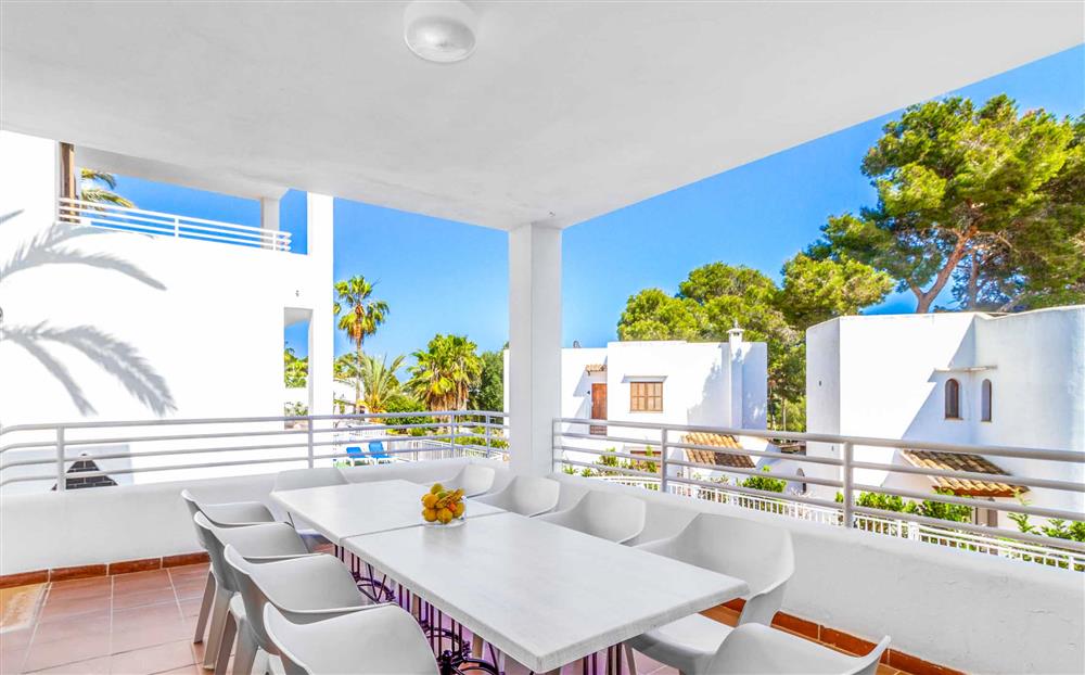 Villa holidays at Villa Pou Uno in Cala d'Or, Majorca