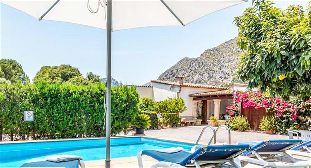 Villa holidays at Villa Rosita in Pollensa, Majorca