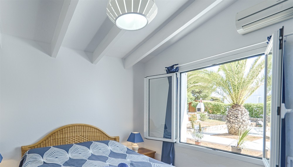 Casa Gabstar in Binibequer Nou, Menorca sleeps 6 people