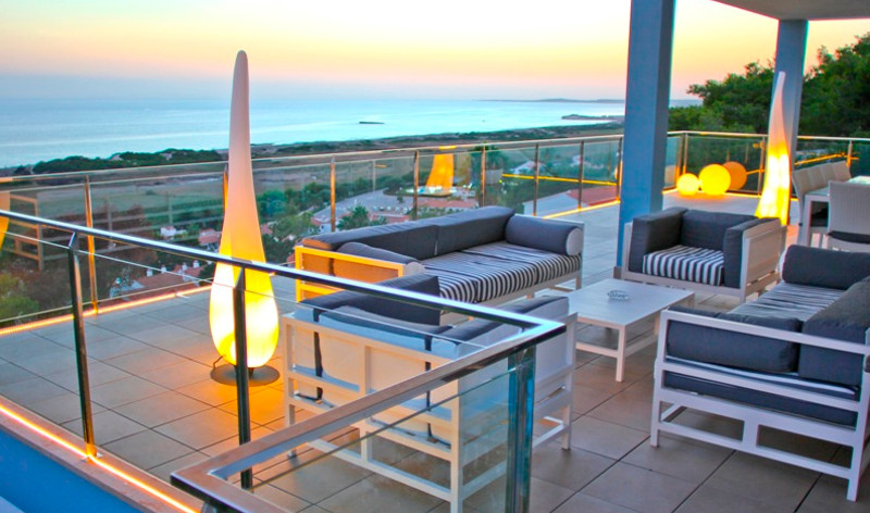 Villa Prestige is so close to the sea, your balcony opens up over it