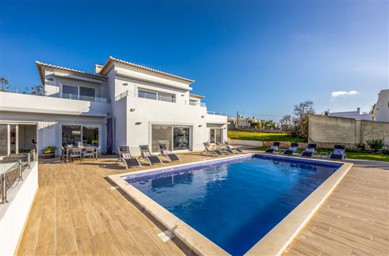 Casa Bissau, Carvoeiro, Algarve, Portugal