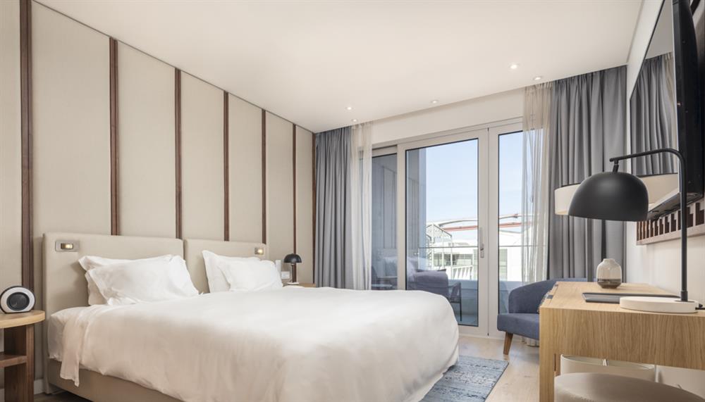 Book a holiday at River View Regency Suite Lisbon II in Lisbon, Portugal