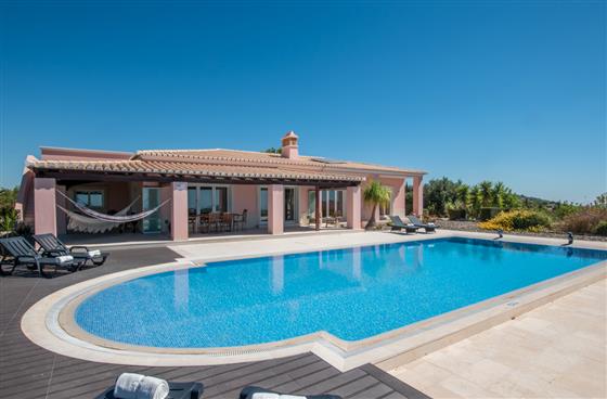 Villa Mujeira, Faro, Portugal