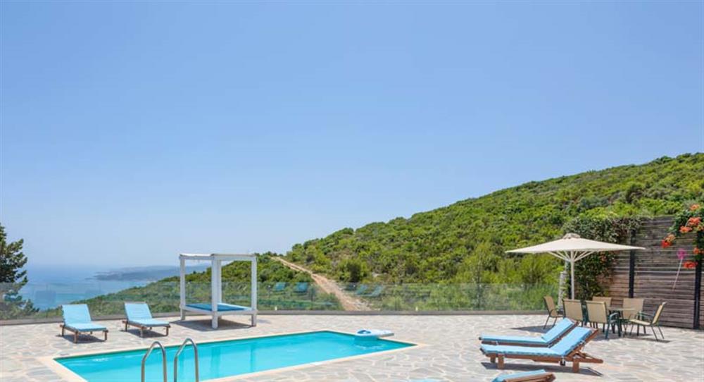 Orient Villa in Xigia, Zakynthos sleeps 7 people