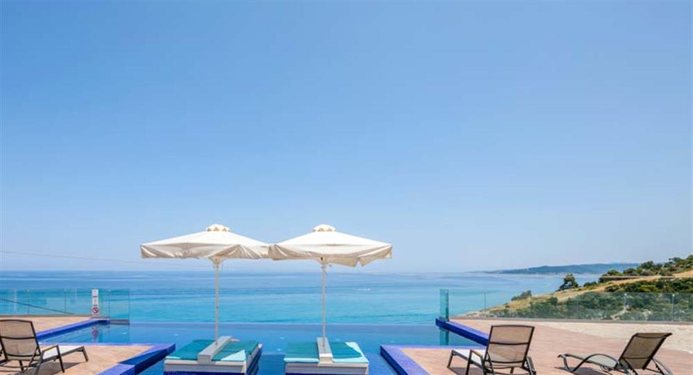 Villa Orient Platinum in Xigia, Zakynthos has 4 bedrooms